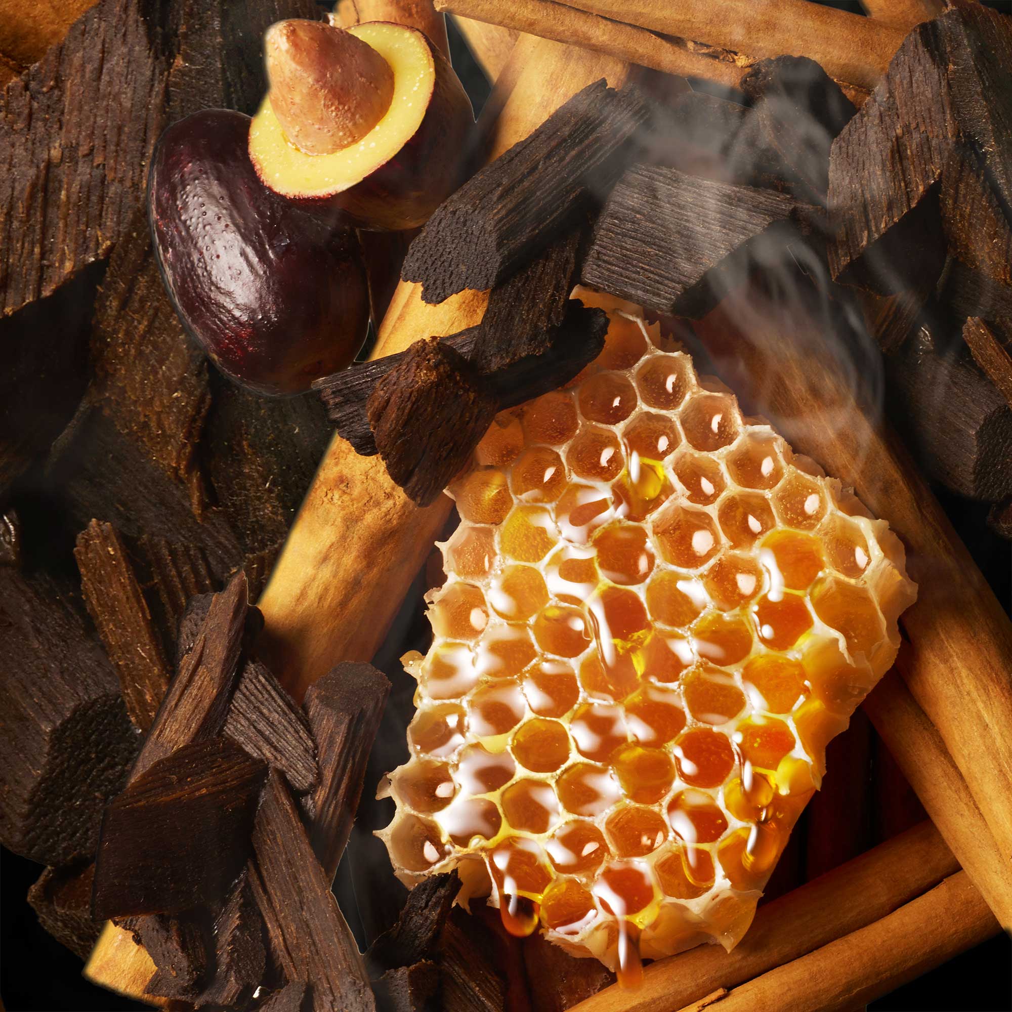 Mesmerising Oudh Accord & Gold Precious Bath Oil