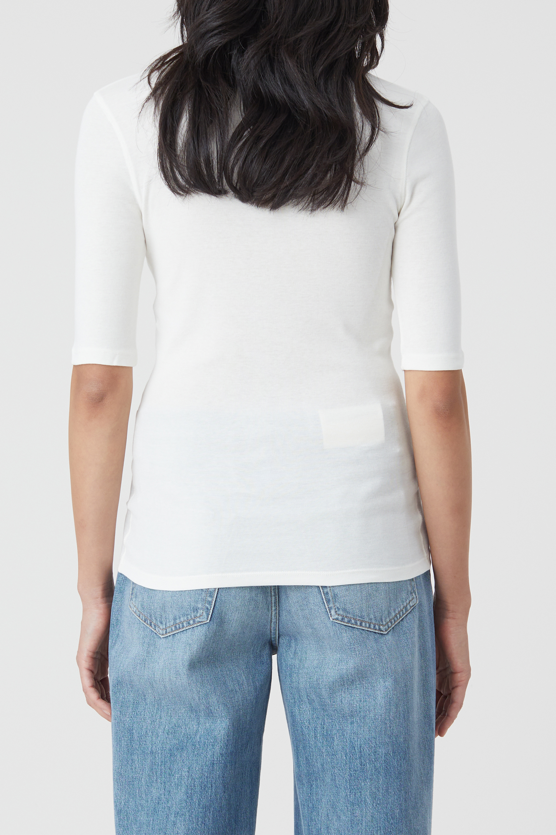 CREWNECK T- SHIRT
