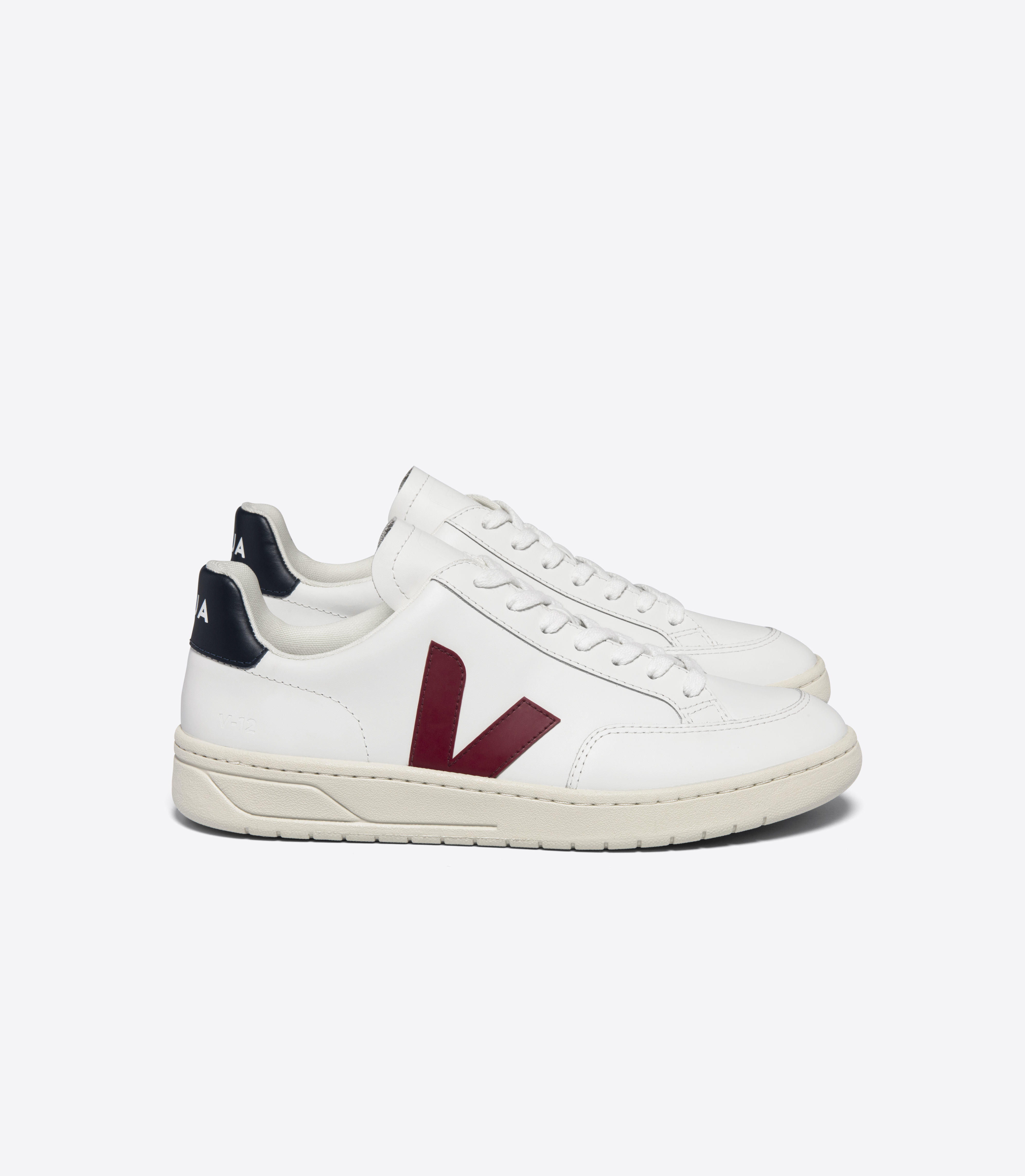 Sneaker V-12